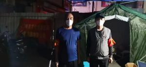 市文旅集團(tuán)一線戰(zhàn)“疫”之：黨旗飄揚(yáng)在門外，黨旗扎根在心里，53歲和35歲黨員成絕佳搭檔